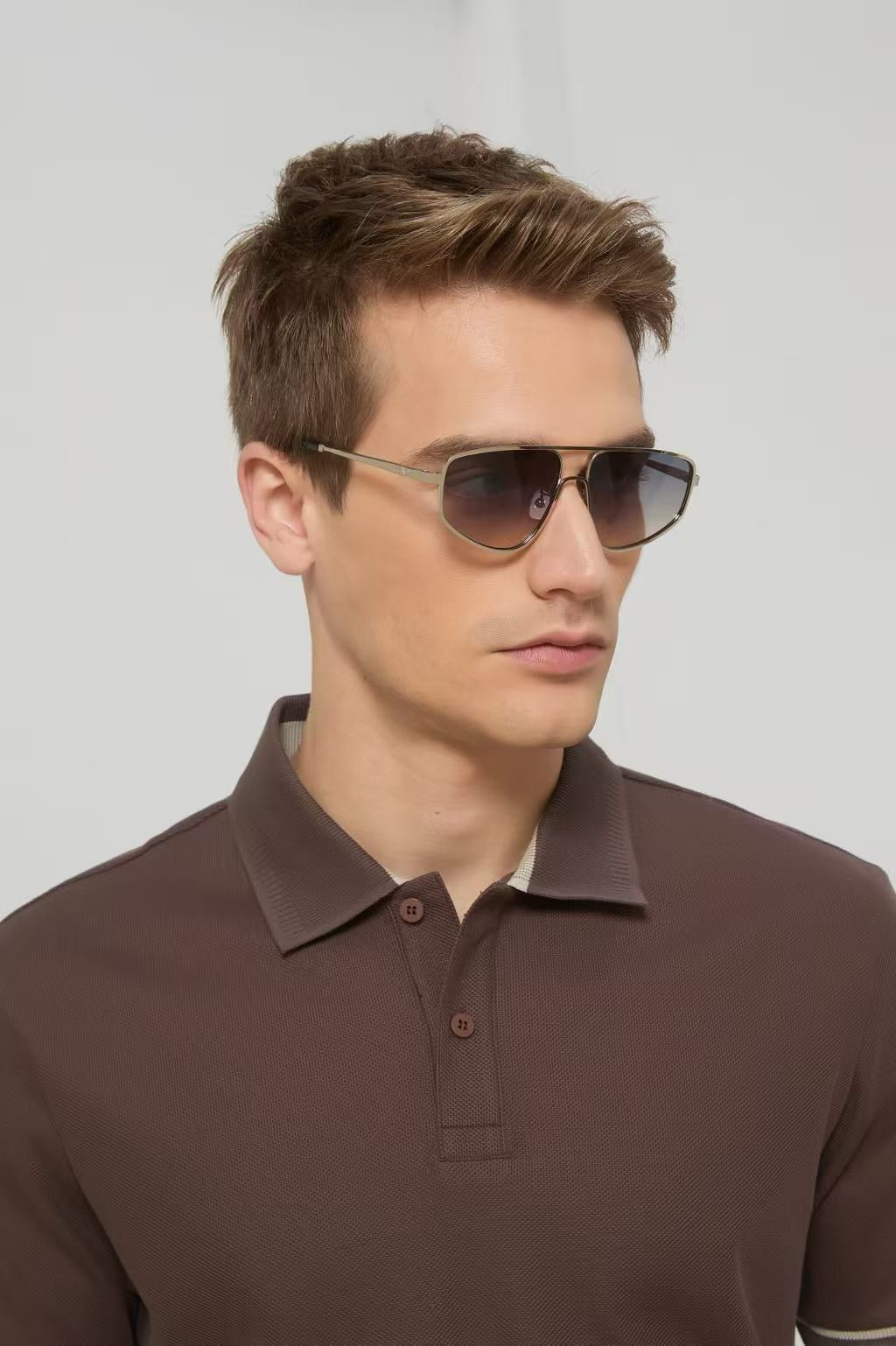 Mehrfarbige Sonnenbrille