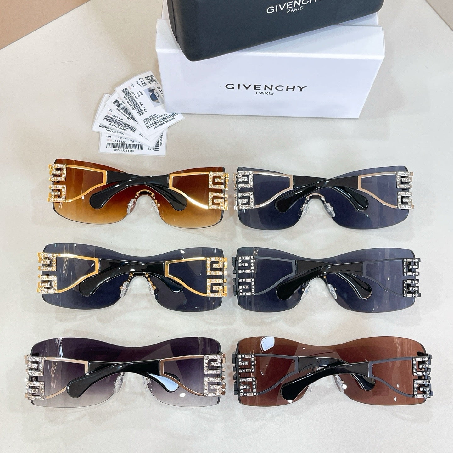 Mehrfarbige Sonnenbrille