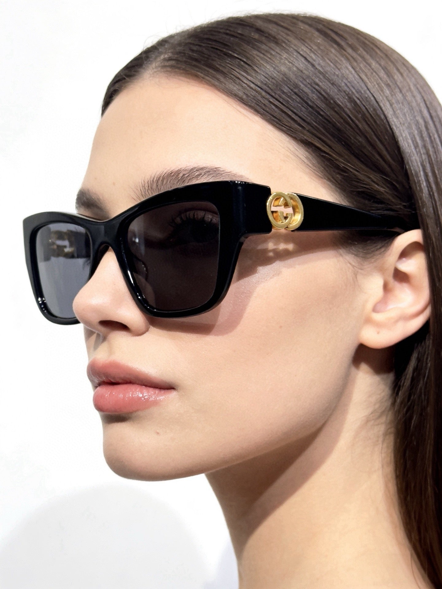 Mehrfarbige Sonnenbrille