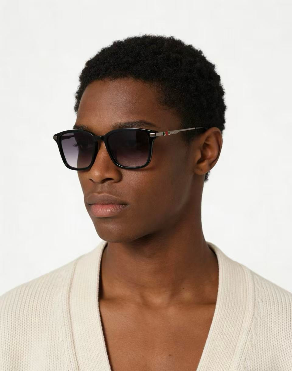 Mehrfarbige Sonnenbrille