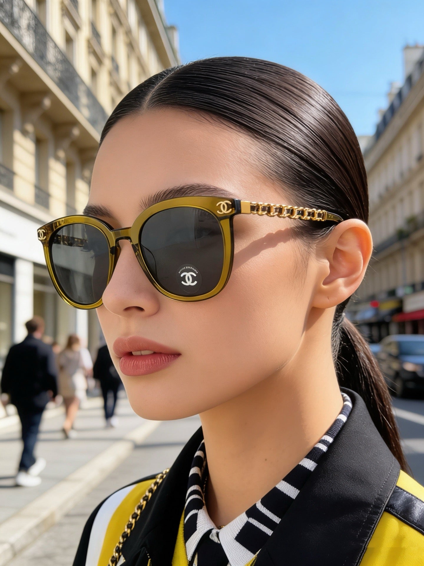 Mehrfarbige Sonnenbrille