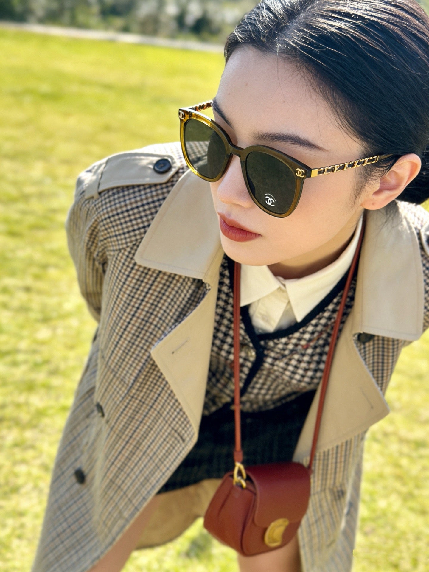Mehrfarbige Sonnenbrille