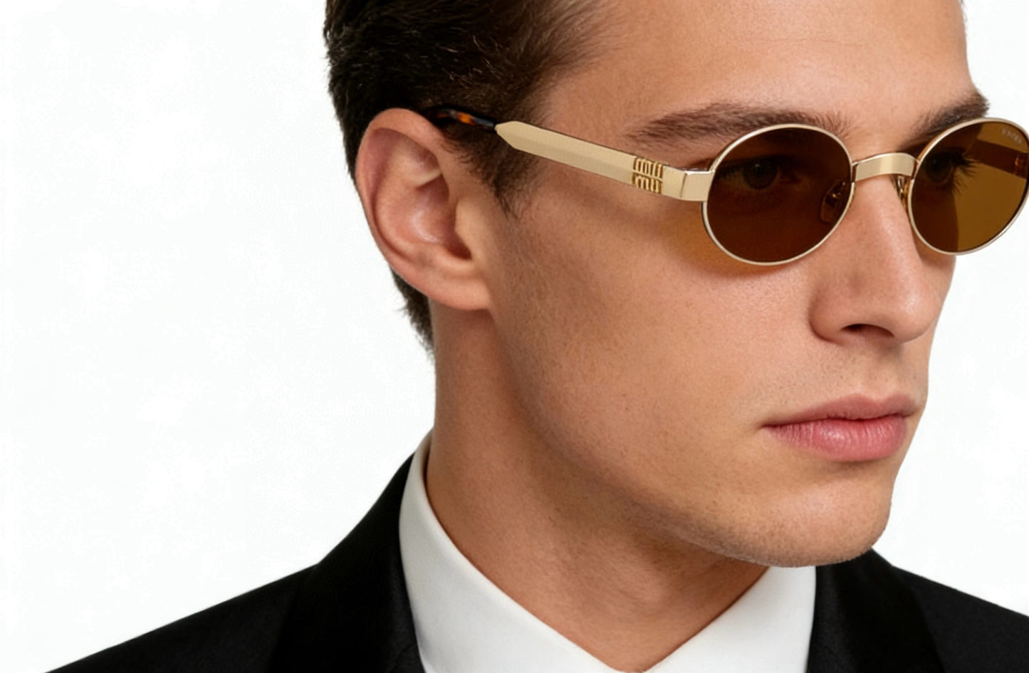 Mehrfarbige Sonnenbrille