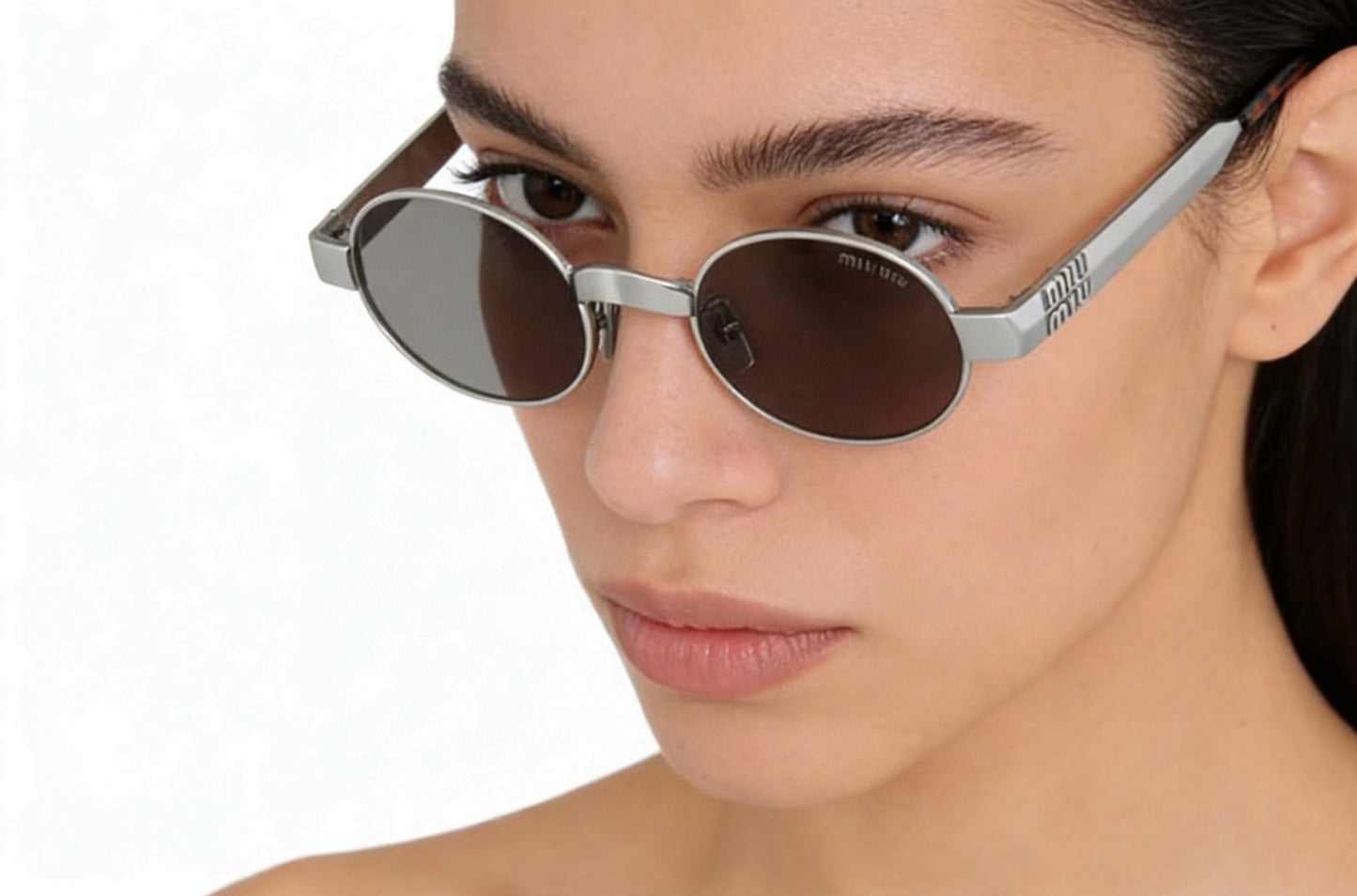 Mehrfarbige Sonnenbrille