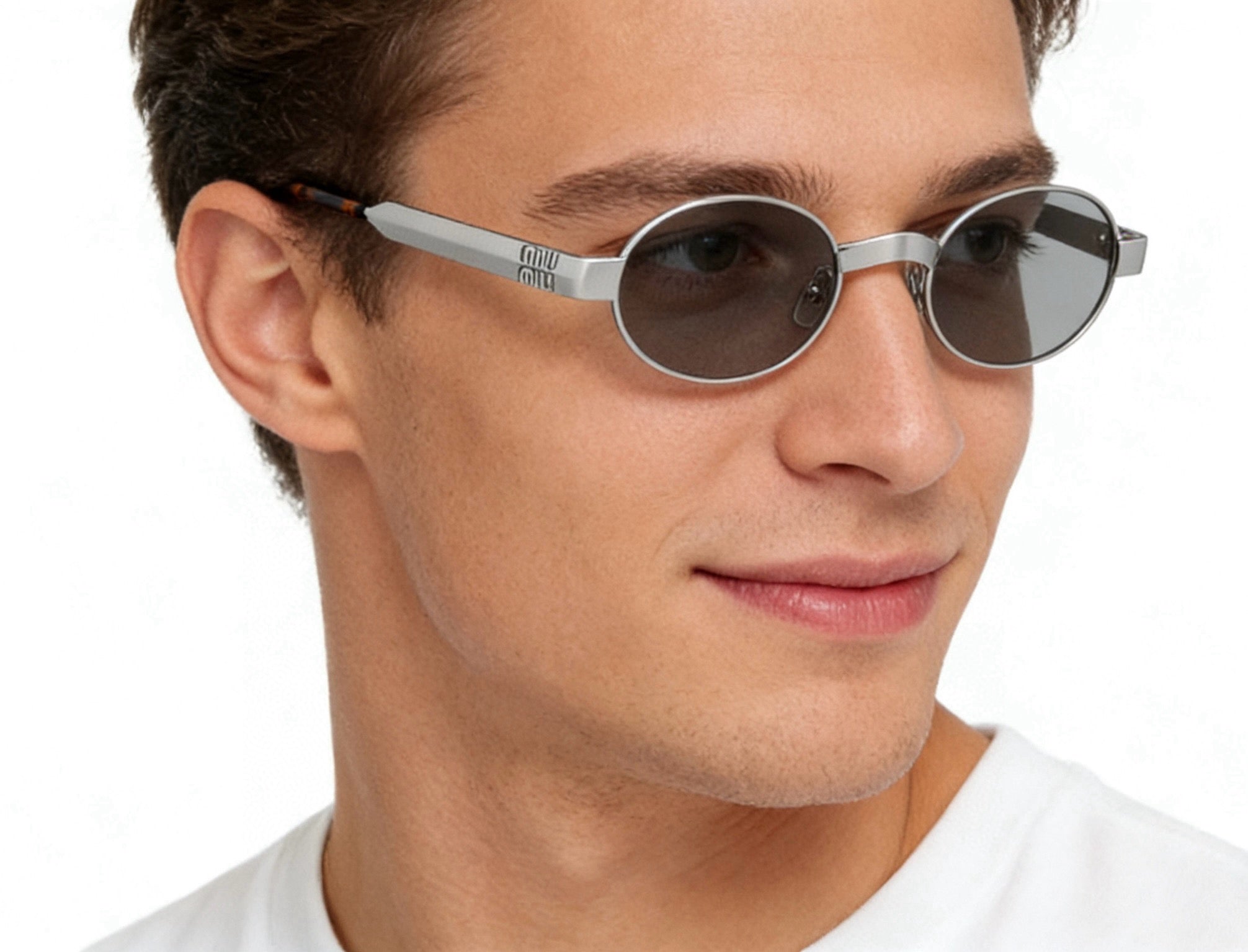 Mehrfarbige Sonnenbrille
