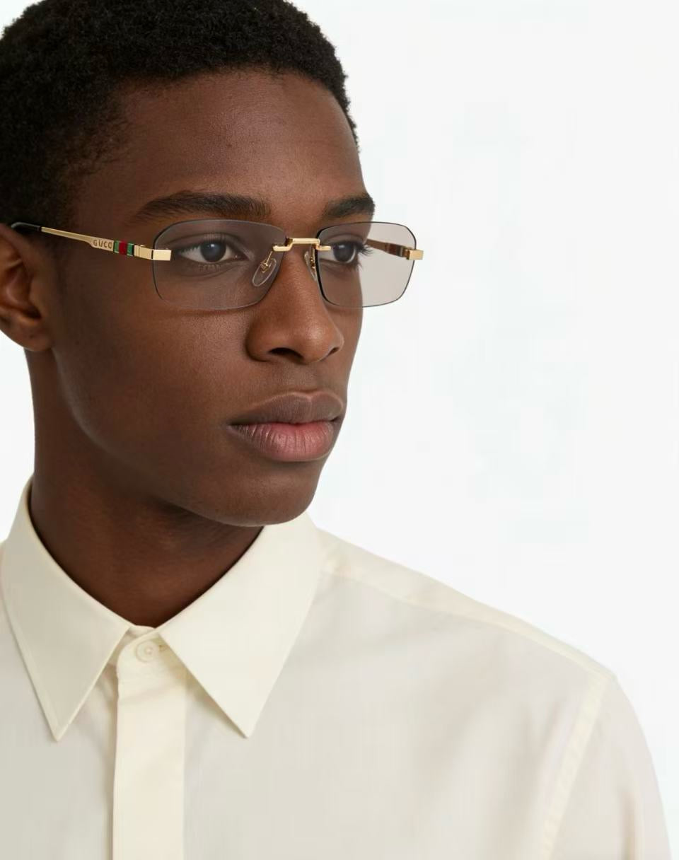 Mehrfarbige Sonnenbrille