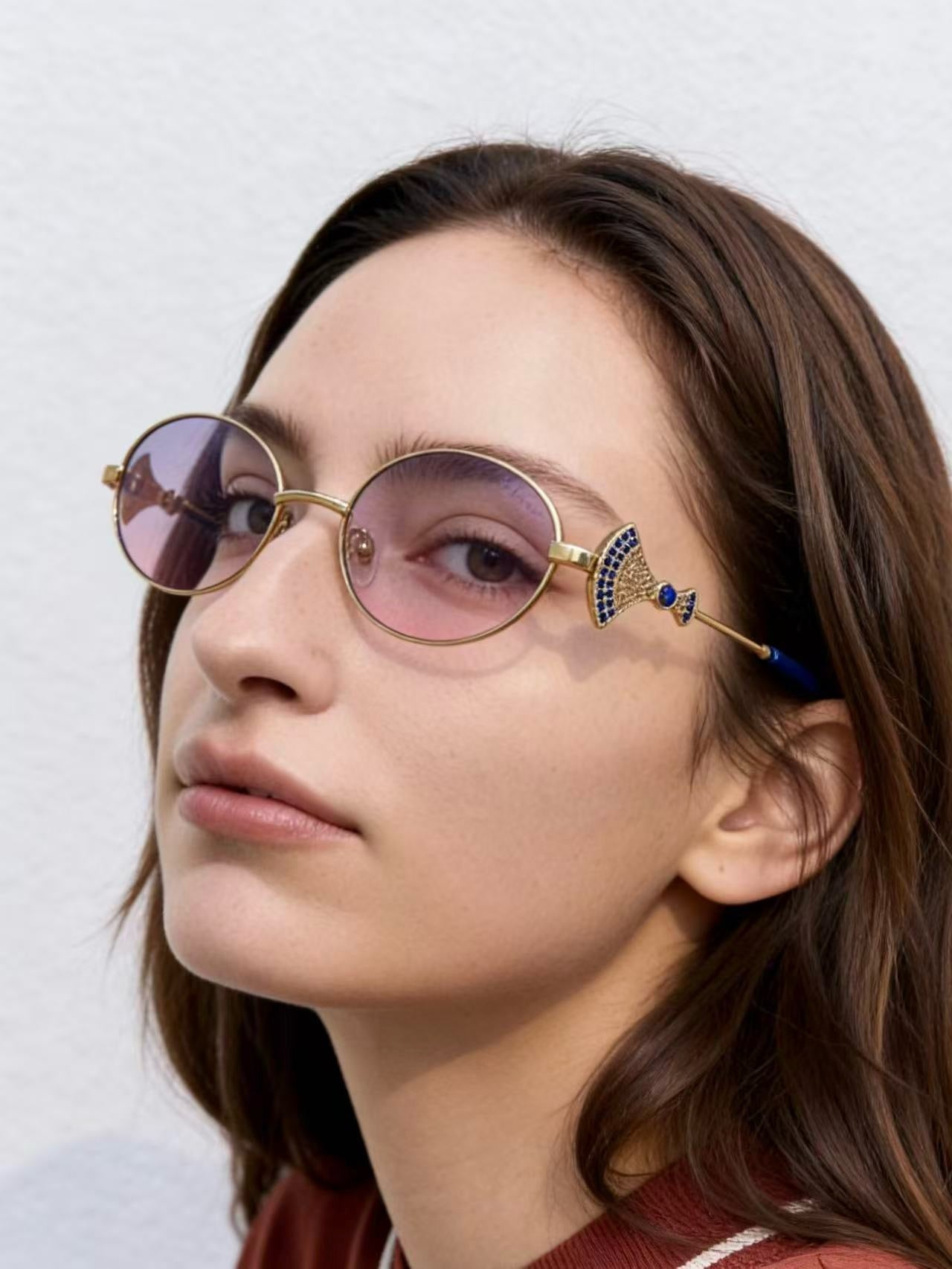 Mehrfarbige Sonnenbrille