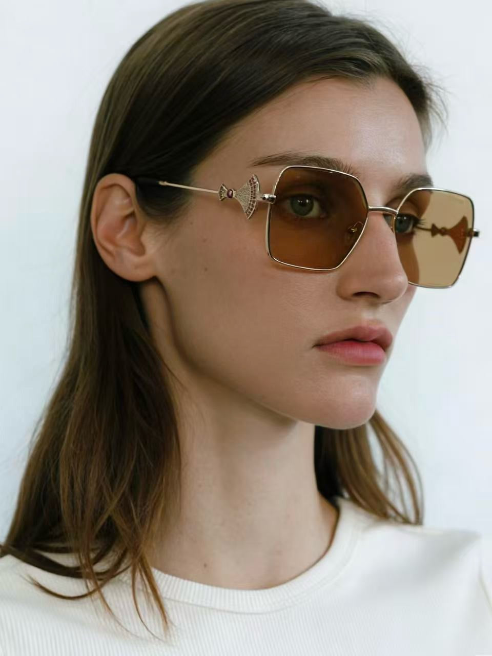 Mehrfarbige Sonnenbrille
