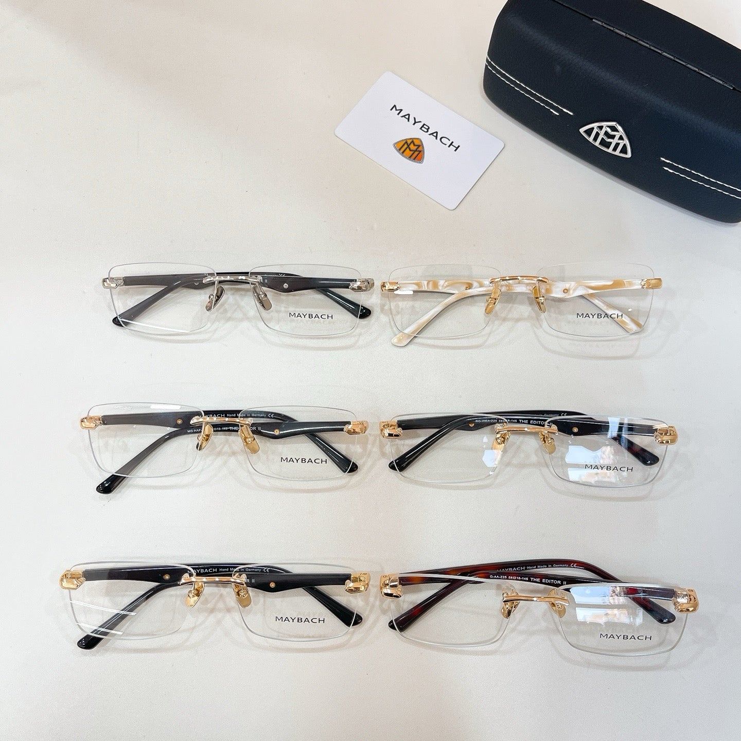 Mehrfarbige Sonnenbrille