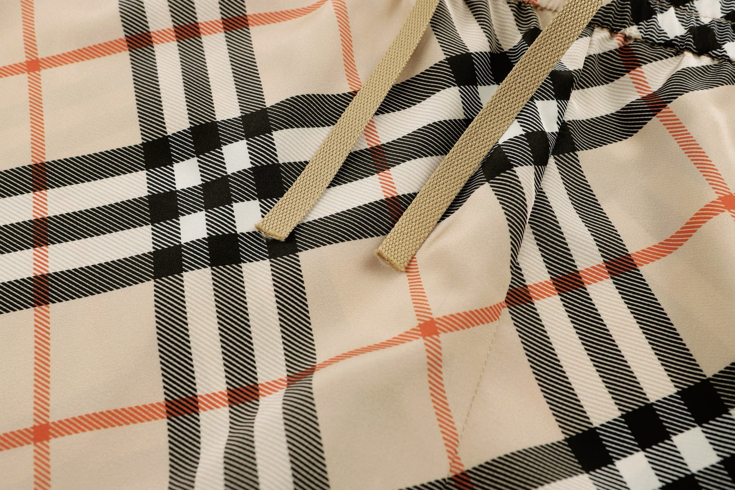 Multi-color short