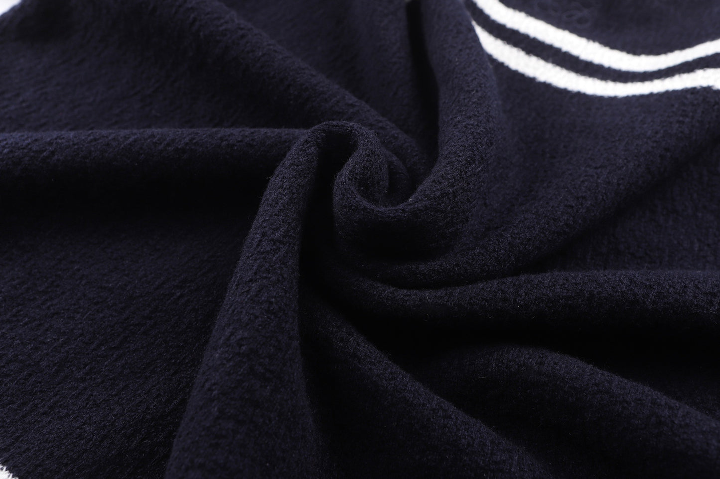 White and Black T-shirt - FashionHype.xyz