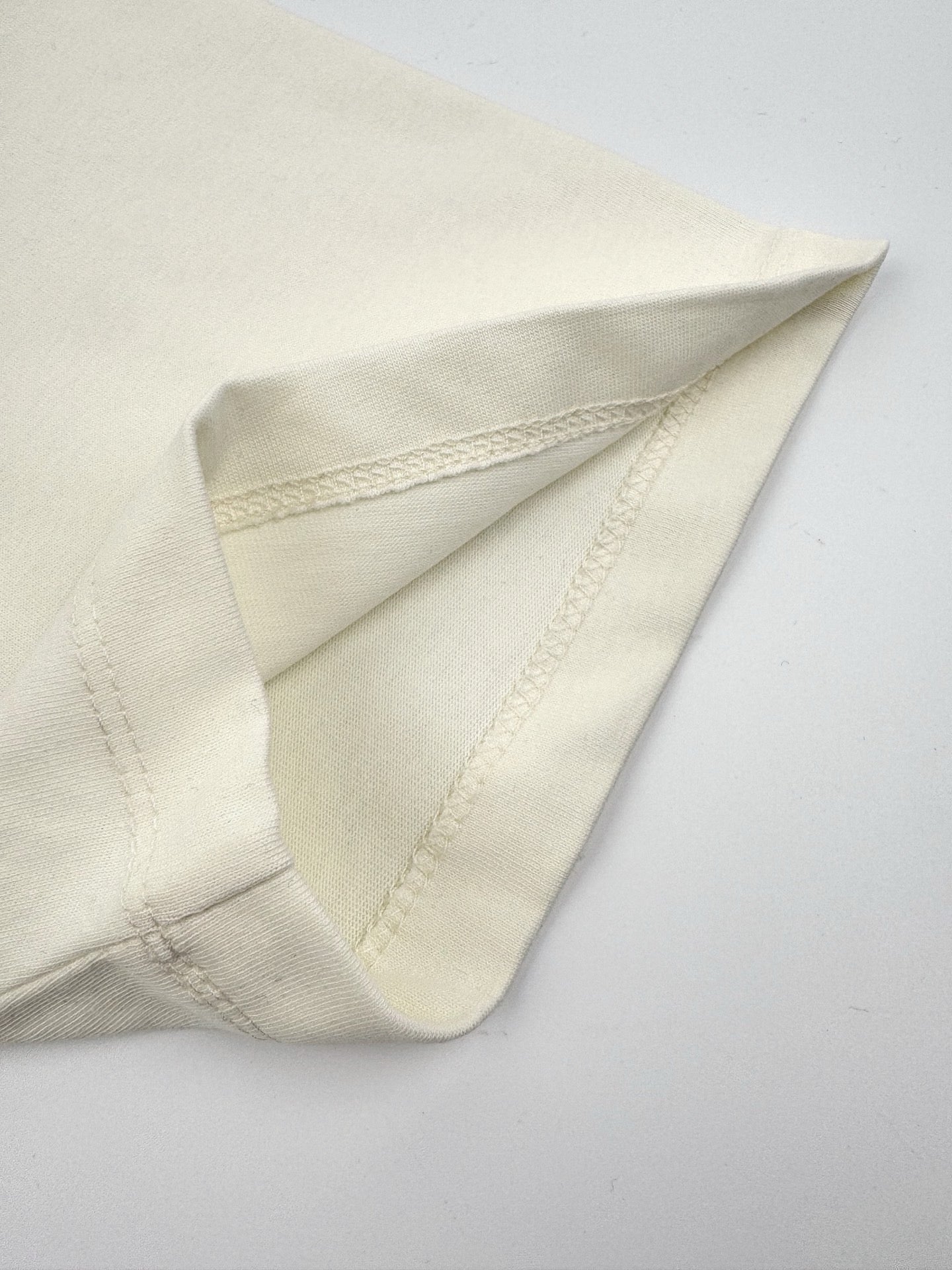 Off-white T-shirt - FashionHype.xyz