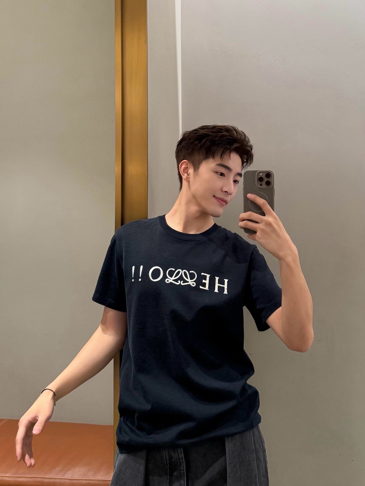 Dark Black T-shirt - FashionHype.xyz