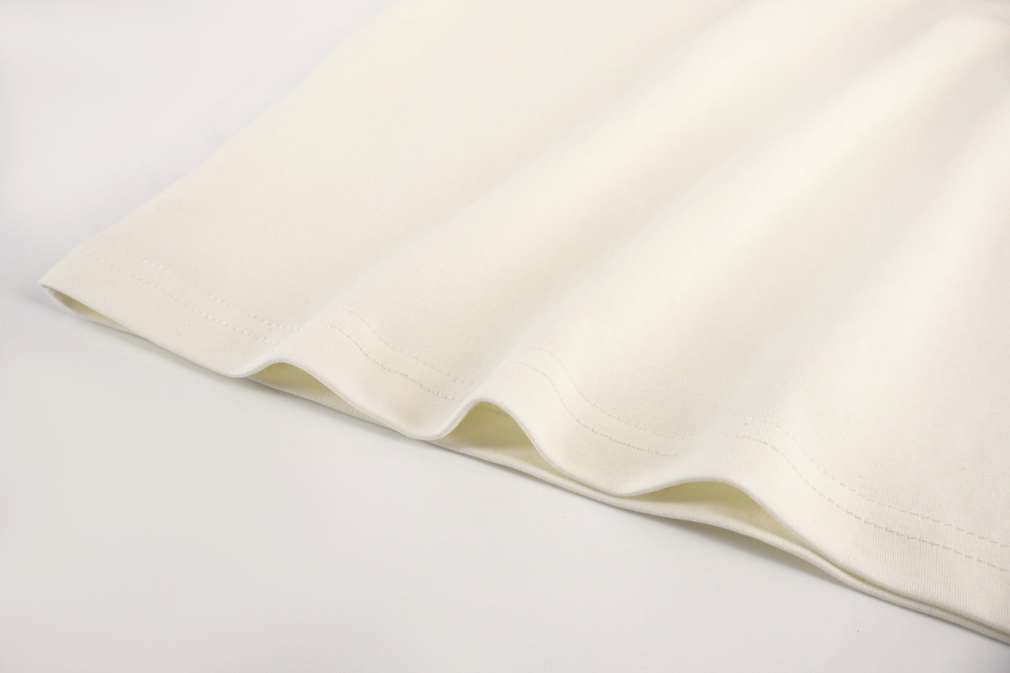 Black and Cream T-shirt - FashionHype.xyz