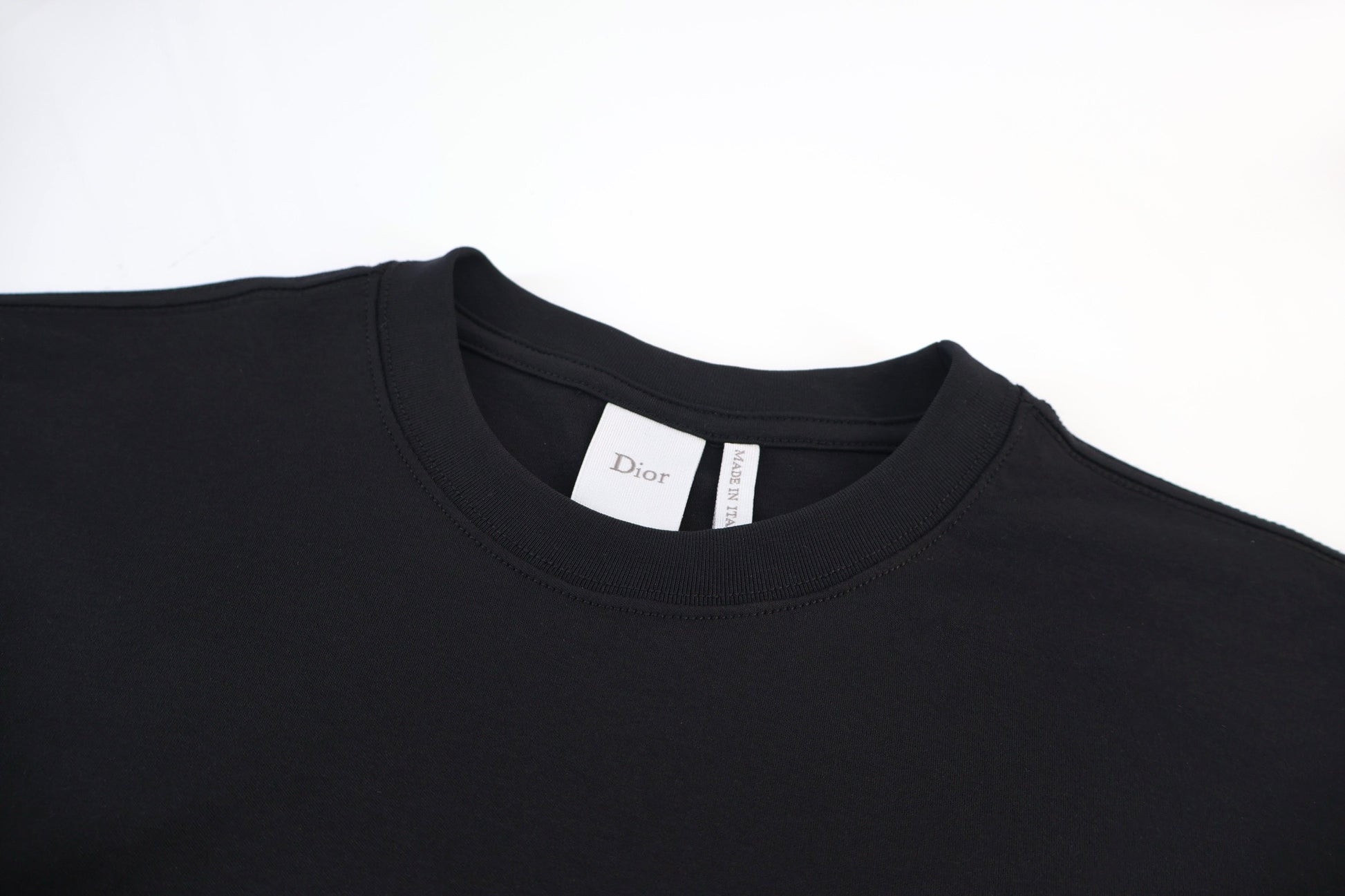 Black and Cream T-shirt - FashionHype.xyz