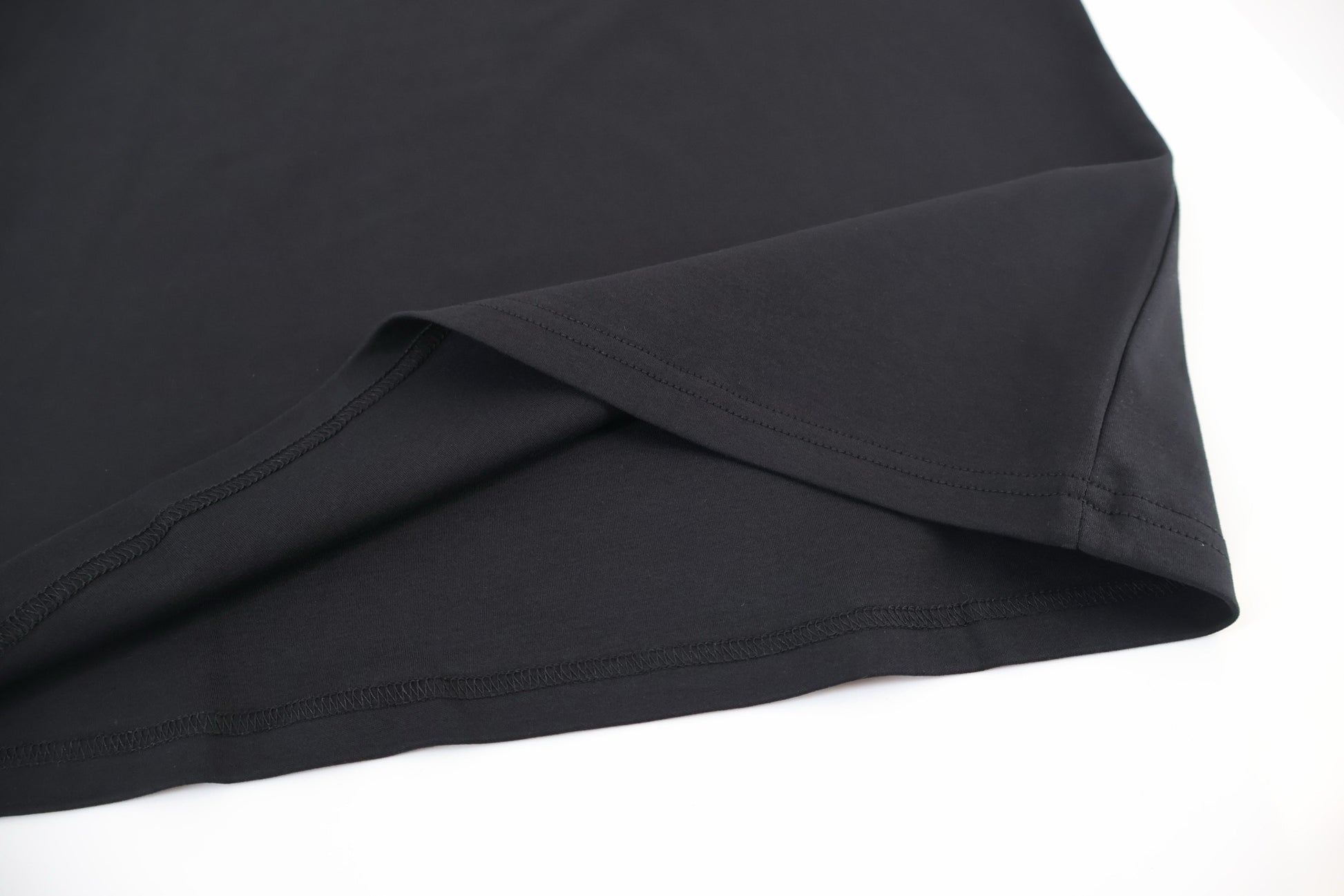 Black and Cream T-shirt - FashionHype.xyz