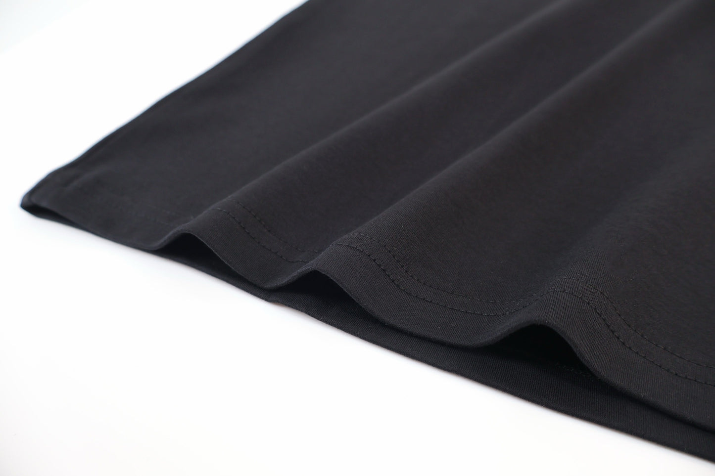 Black and Cream T-shirt - FashionHype.xyz