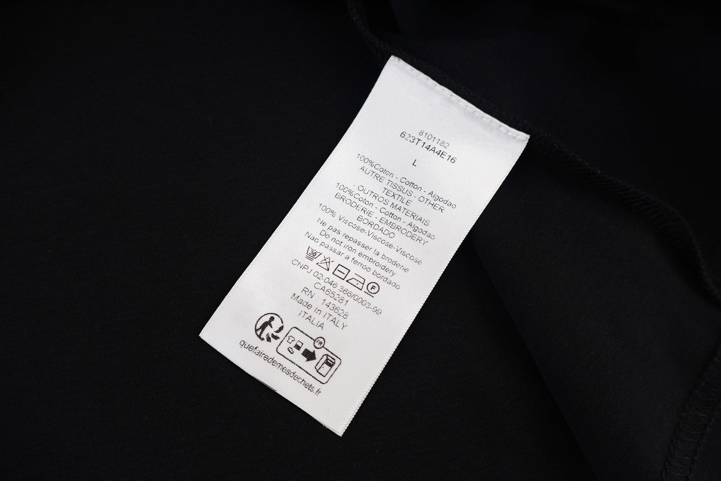 Black and Cream T-shirt - FashionHype.xyz