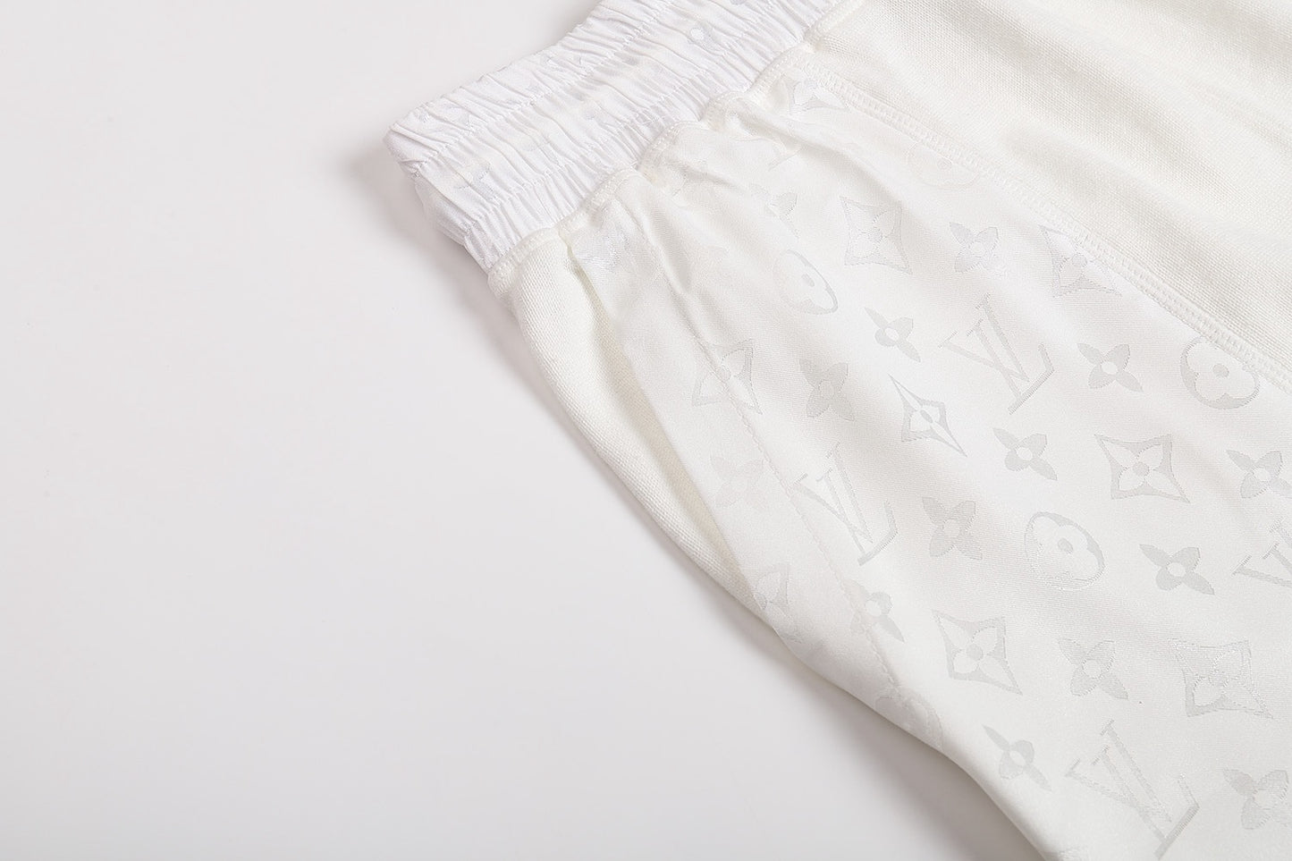 White Short