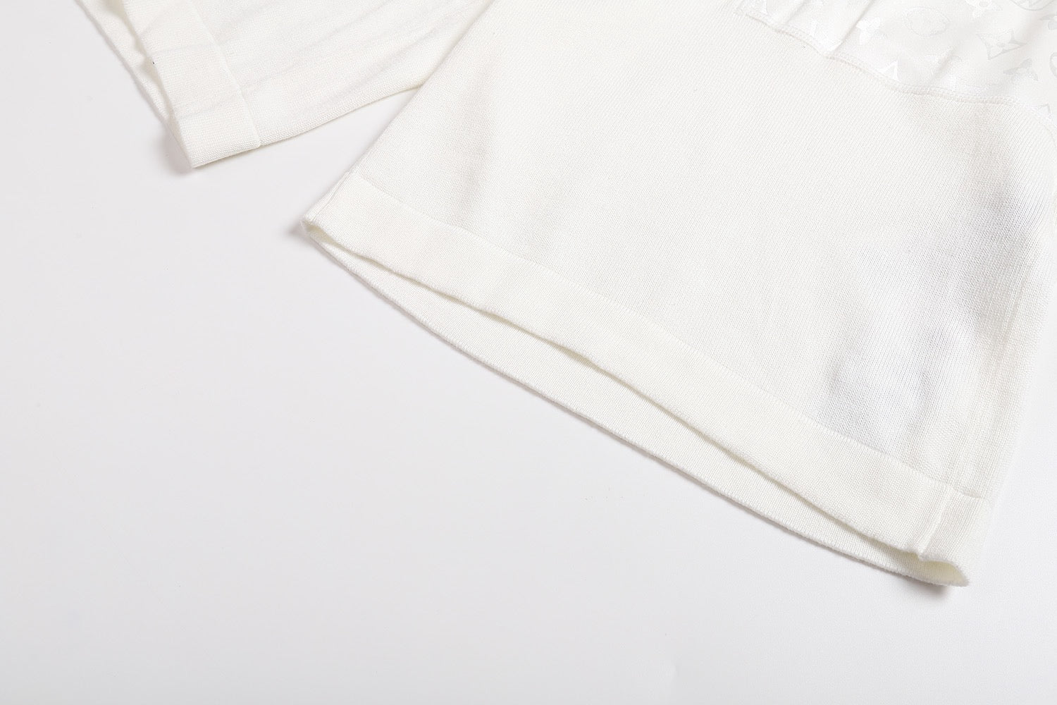 White Short
