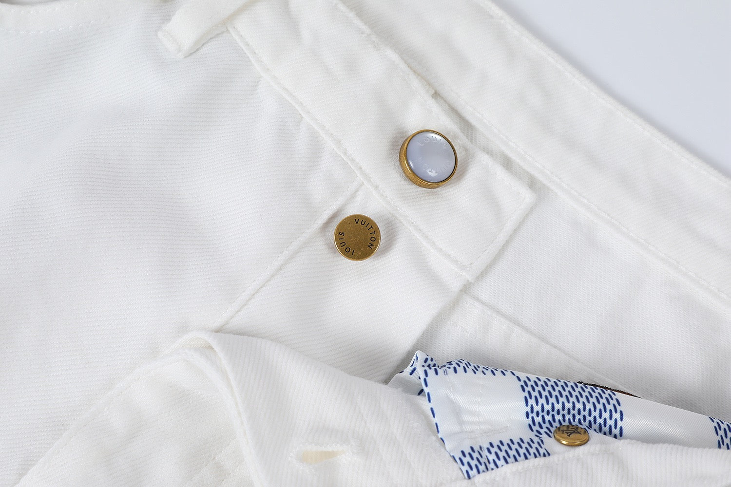 White Pant