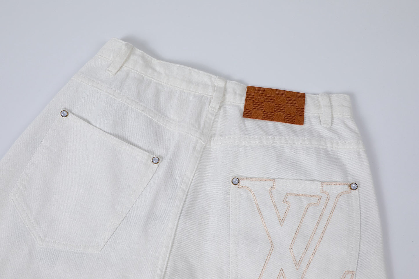 White Pant