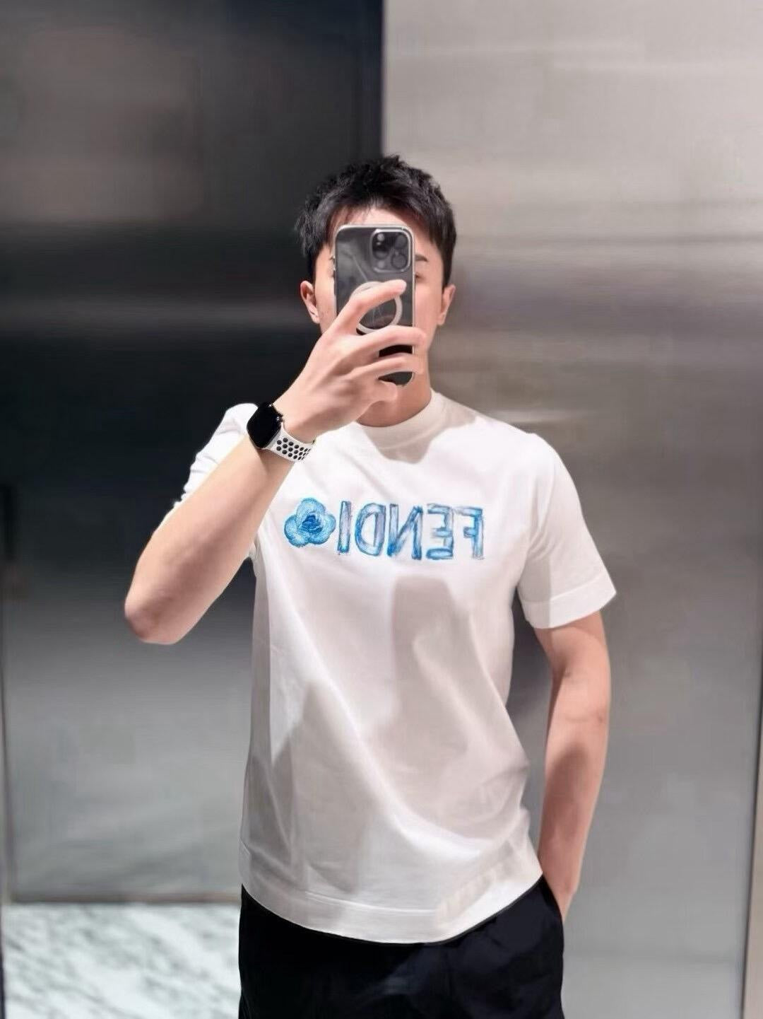 White T-shirt