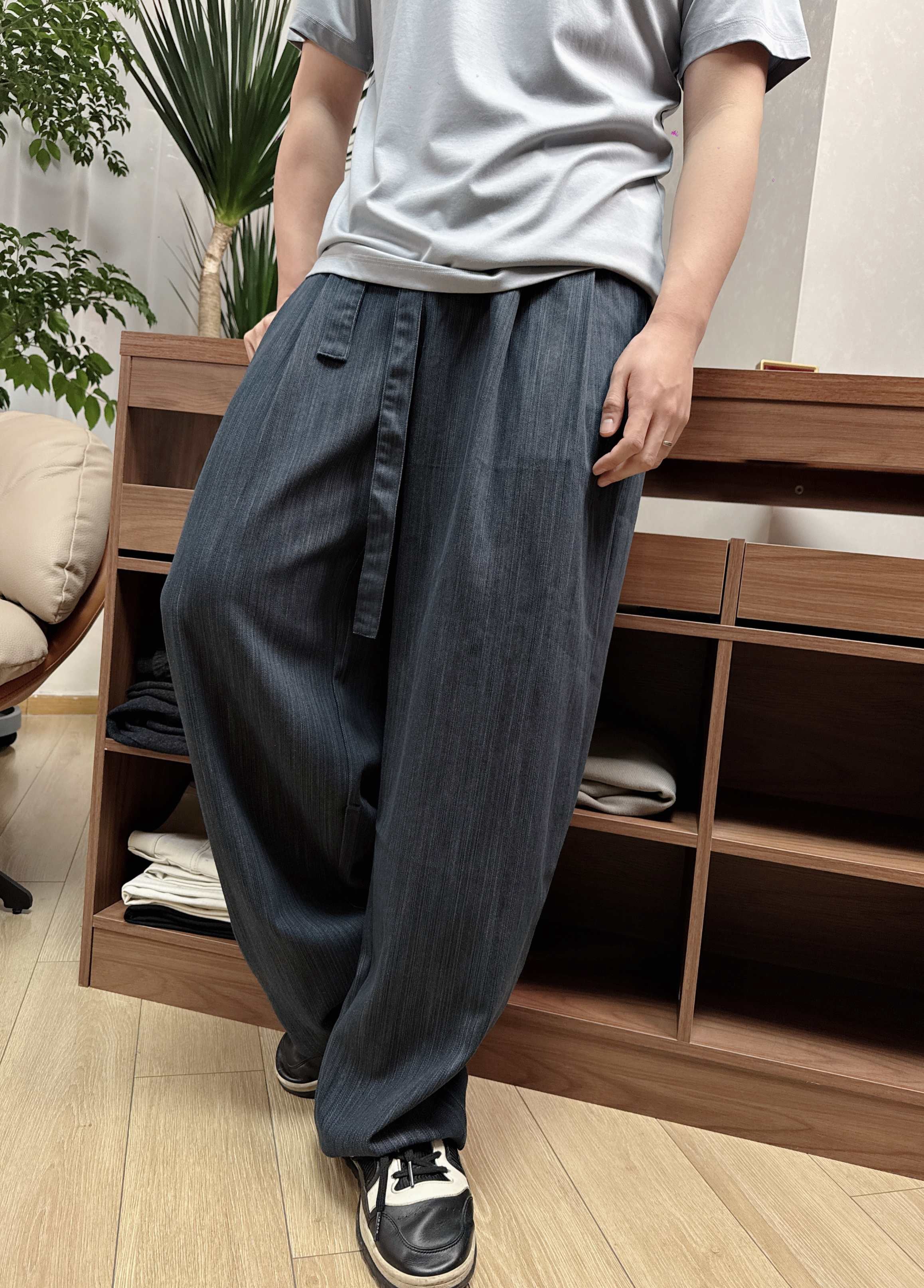 Black and White Pant