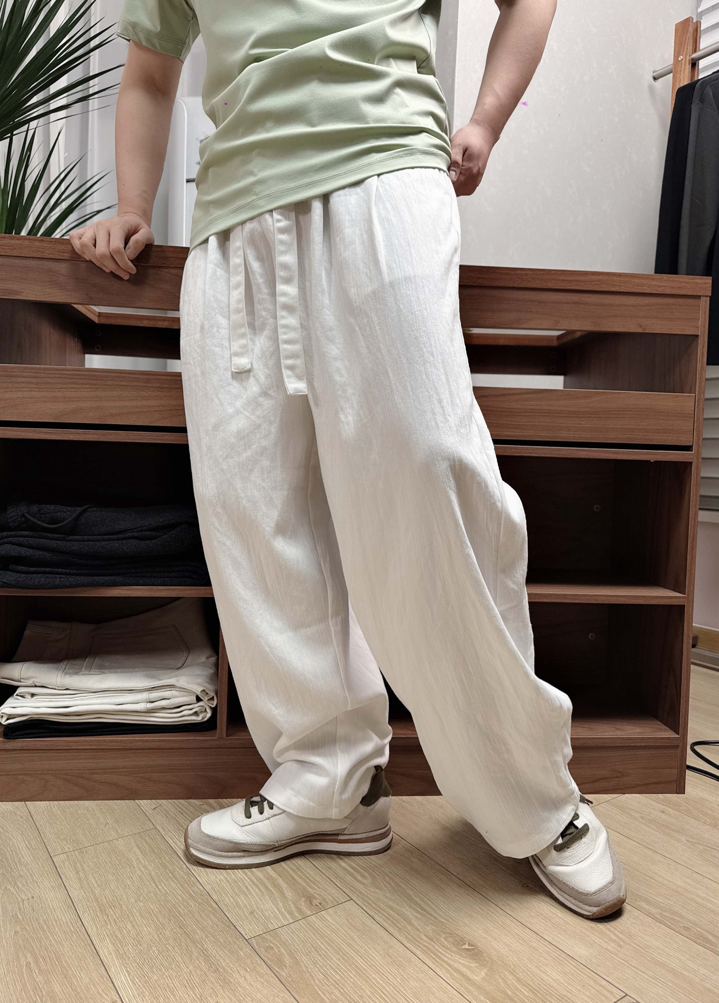 Black and White Pant