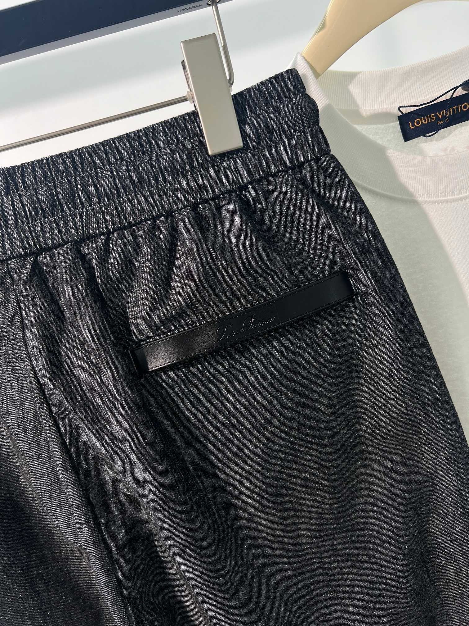 Black Pant