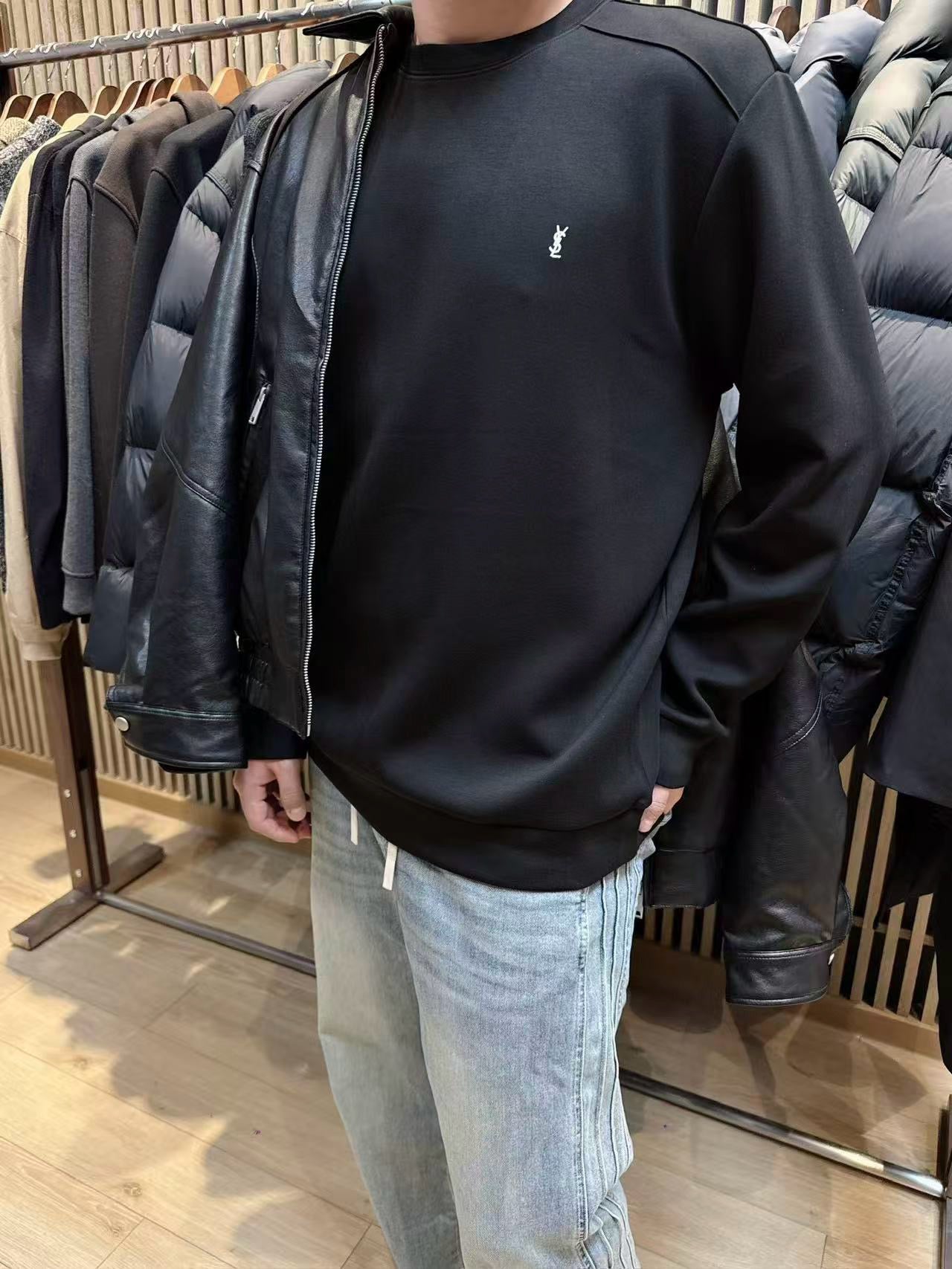 Multi-color Sweartshirt