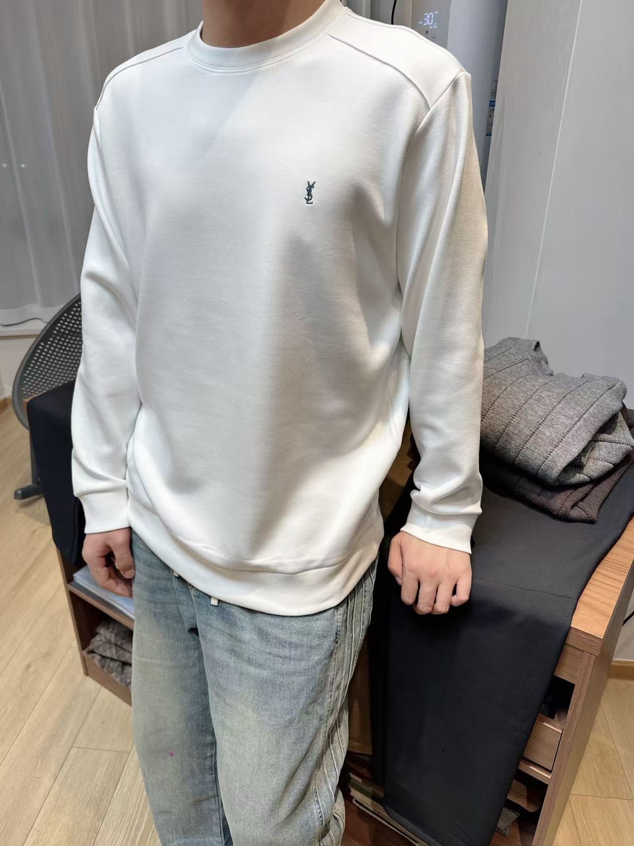 Multi-color Sweartshirt