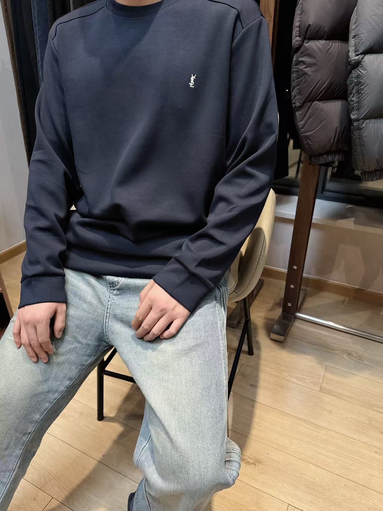 Multi-color Sweartshirt