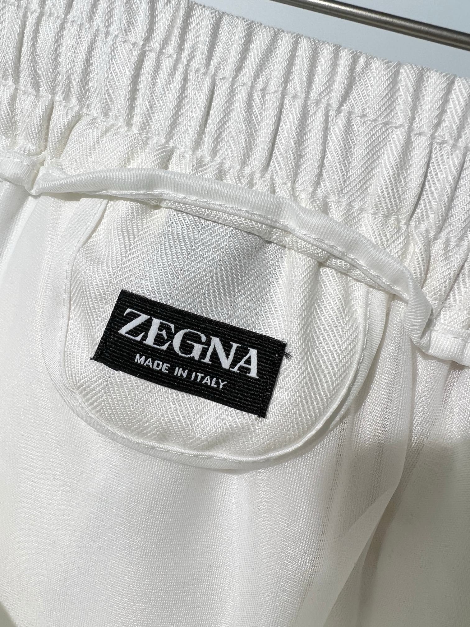 White Pant