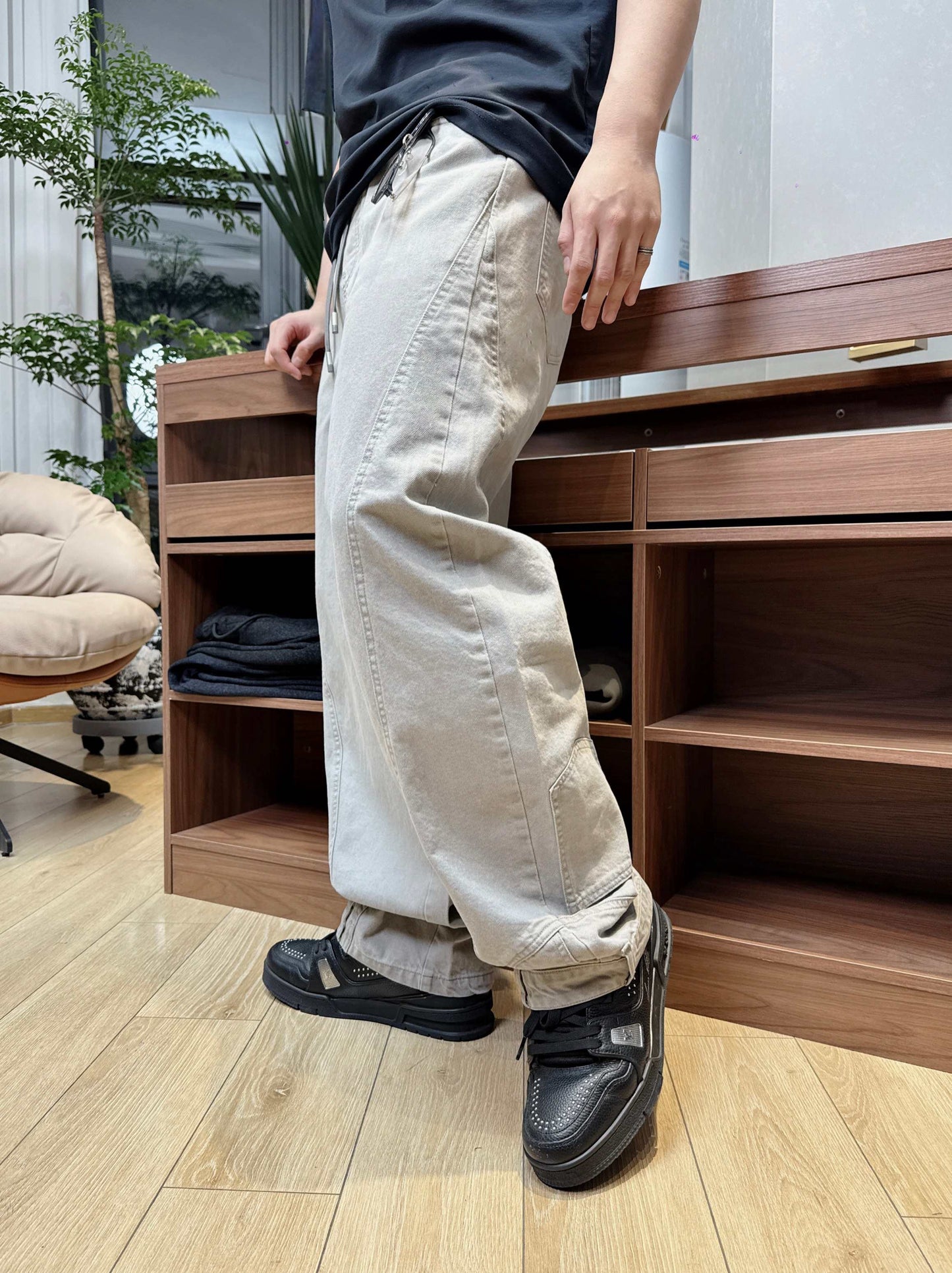 White grey Pant