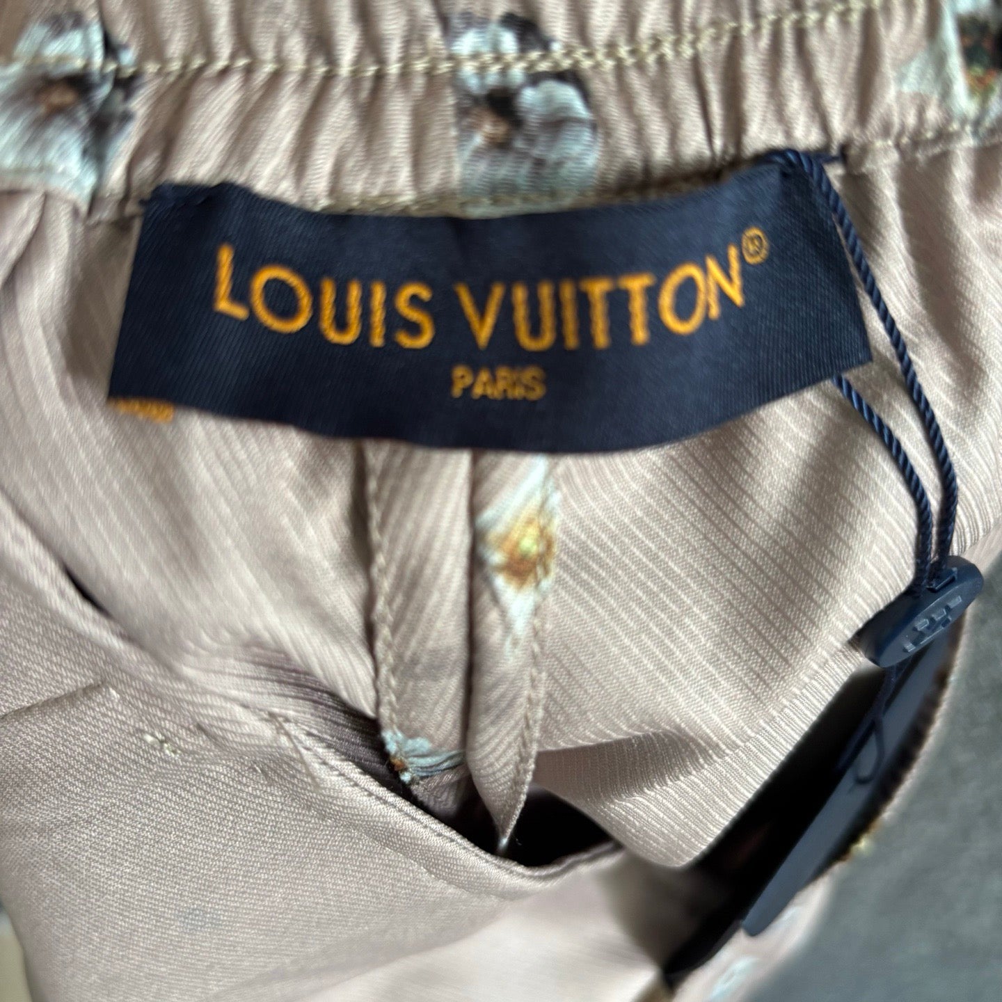 Multi-color Short