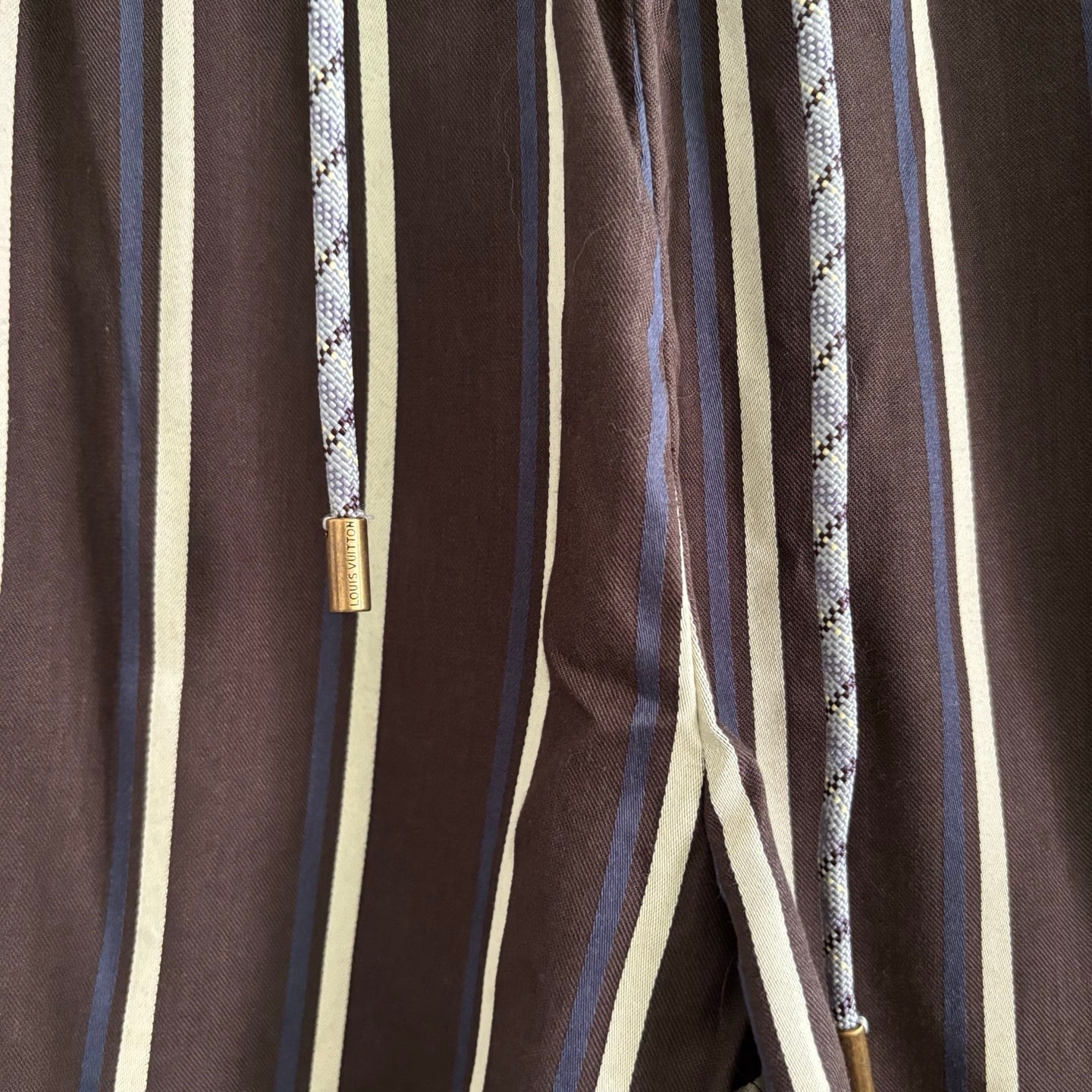 Multi-color Short