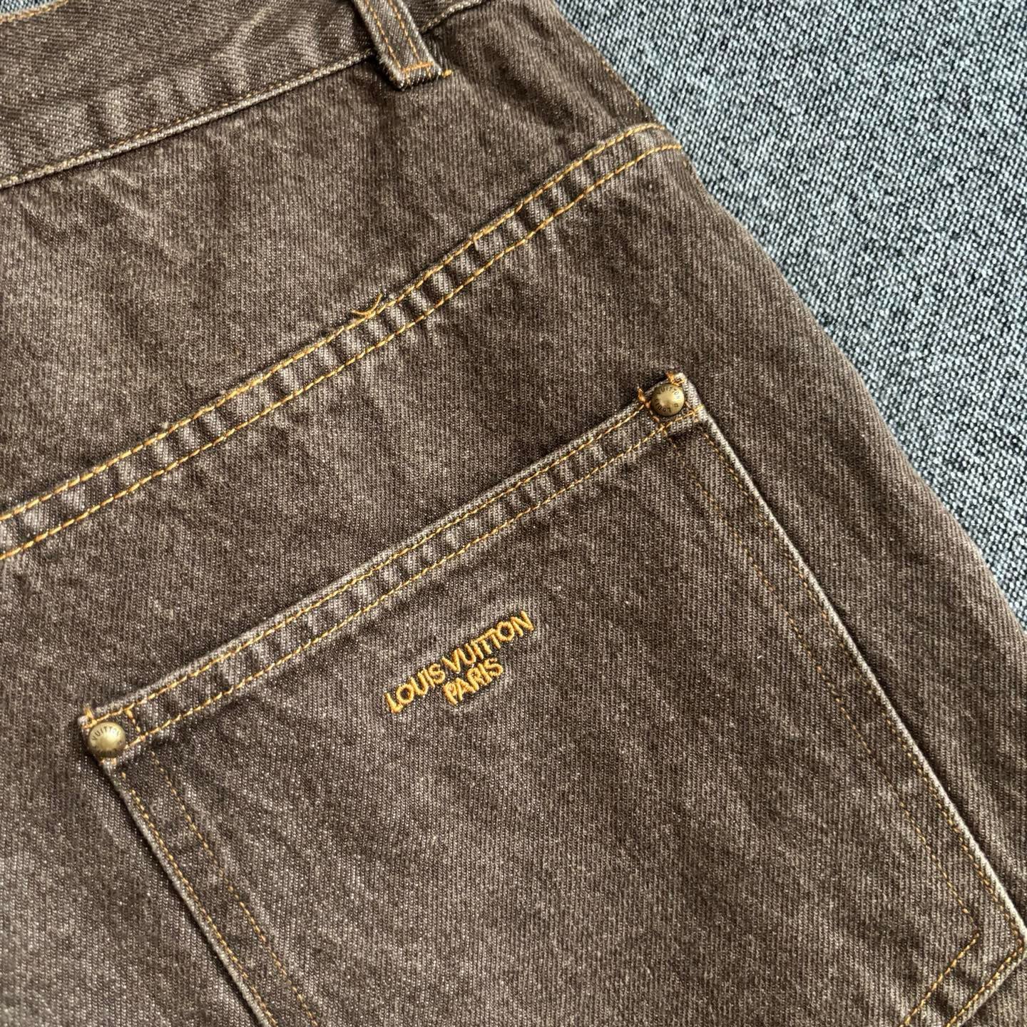 Brown Short