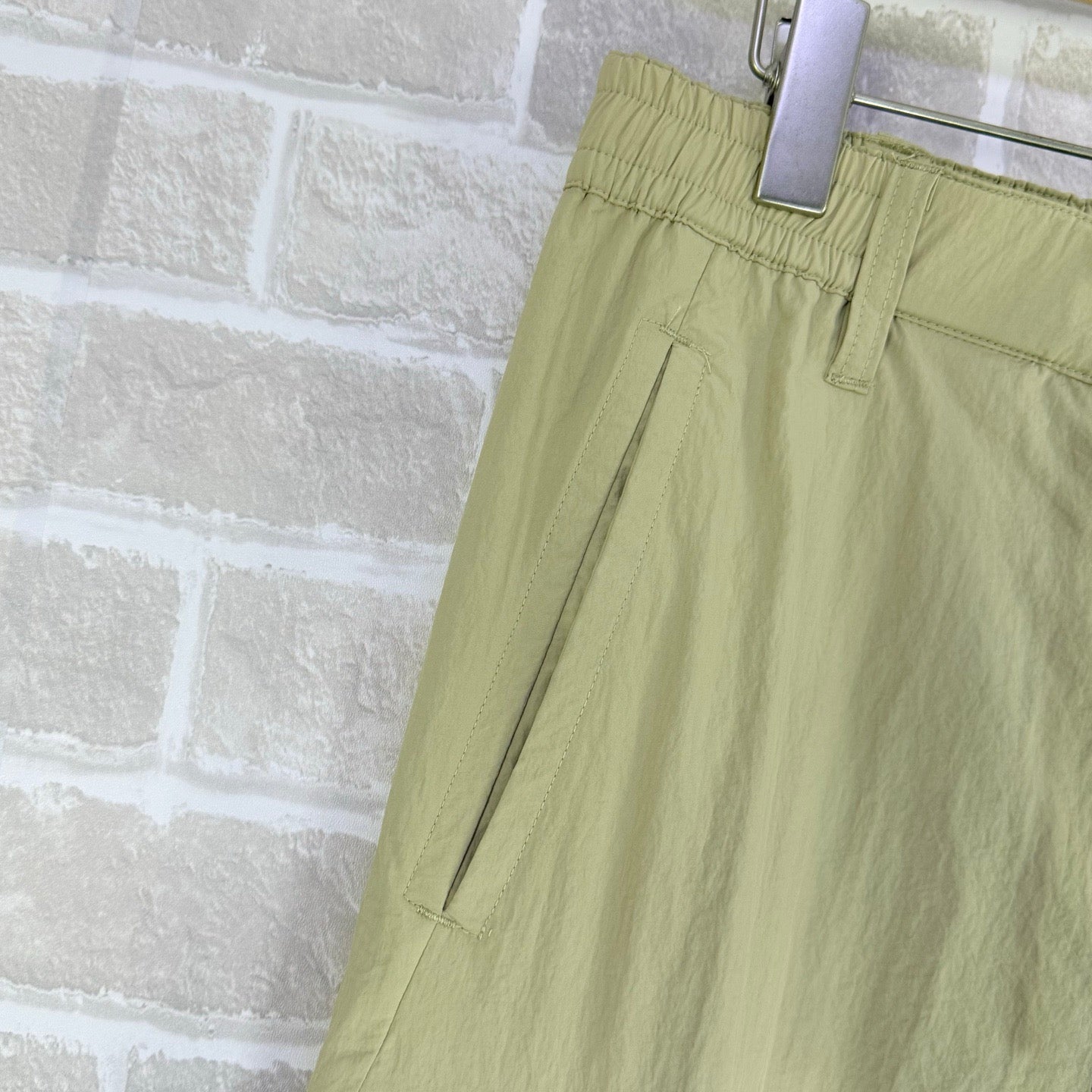 Green Pants