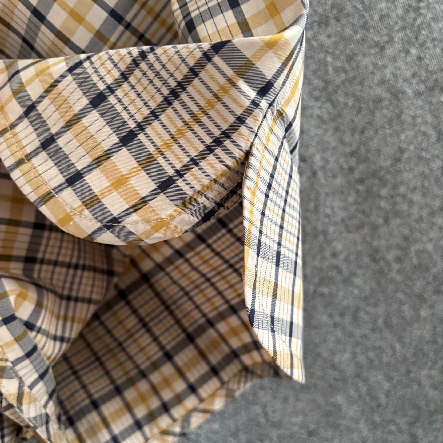 Multi-color Short