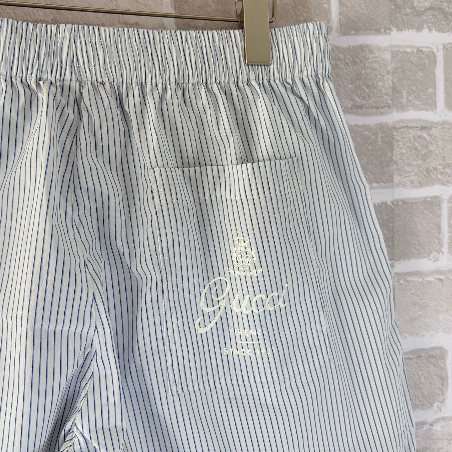 Multi-color Short