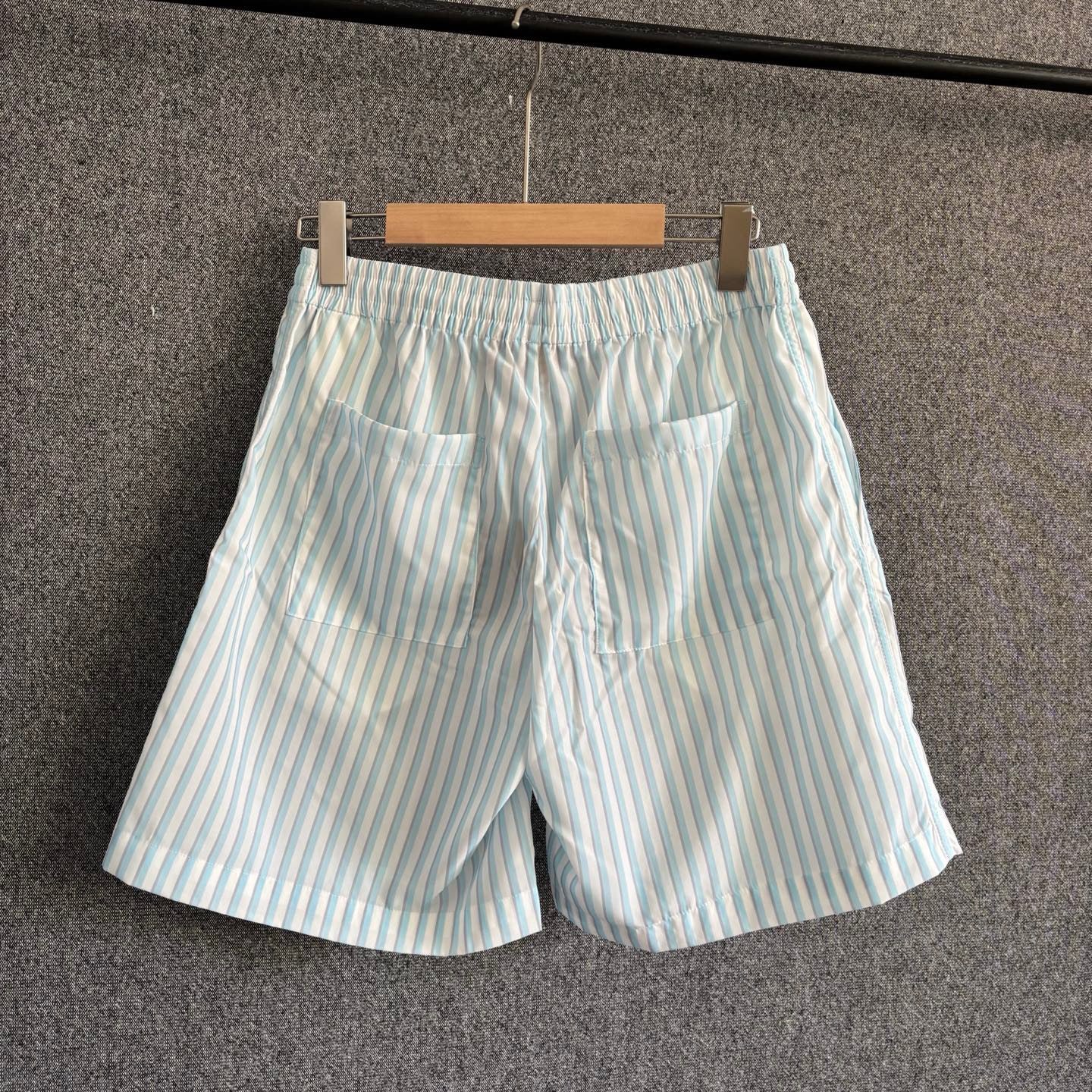 Multi-color Short