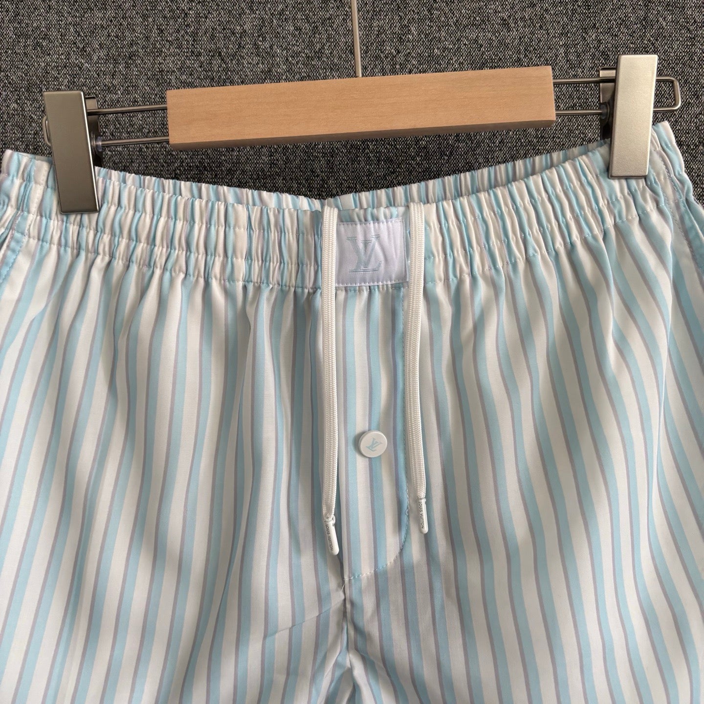 Multi-color Short