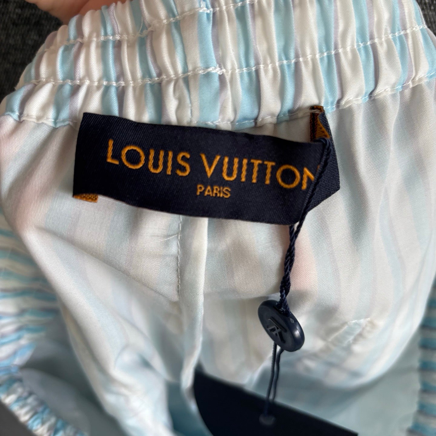 Multi-color Short