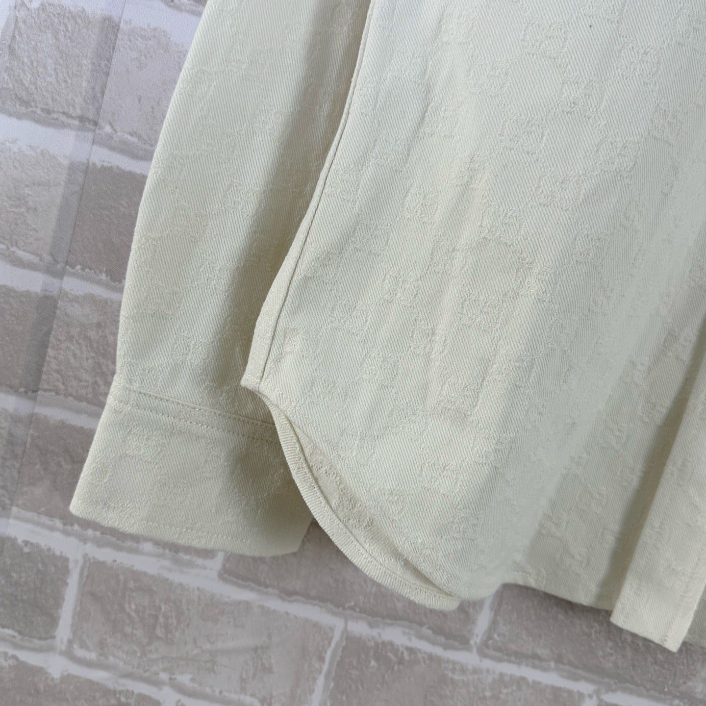 Off-white Shirt