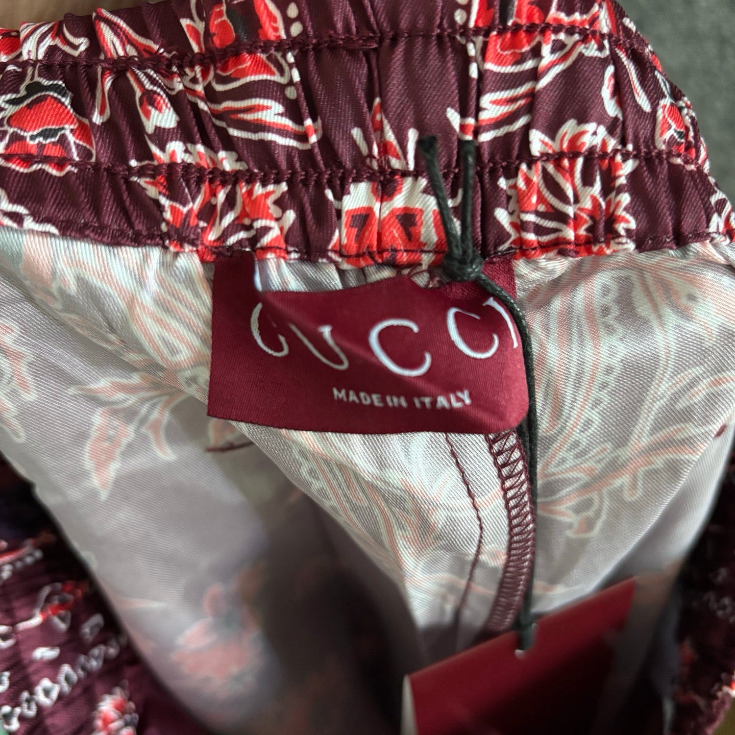 Multi-color Short