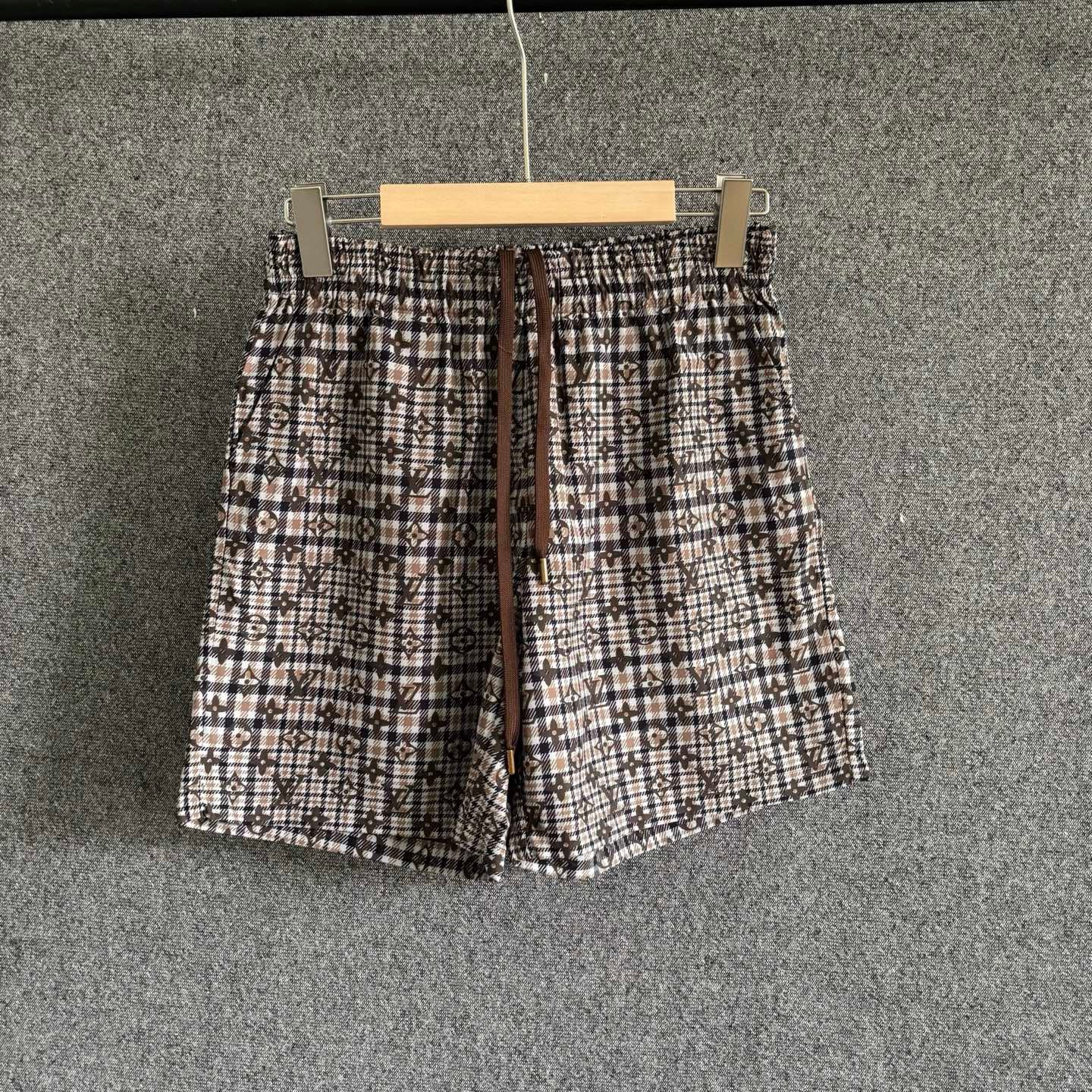 Multi-color Short