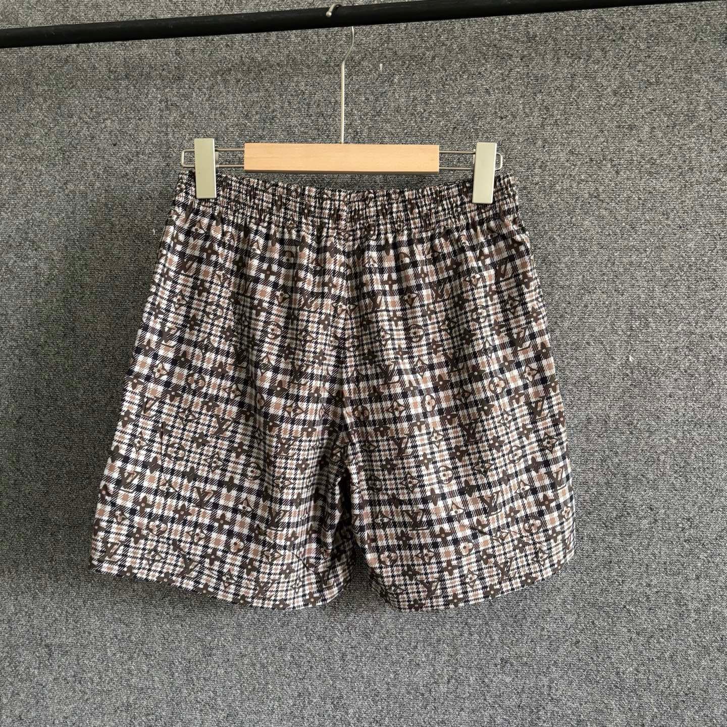 Multi-color Short