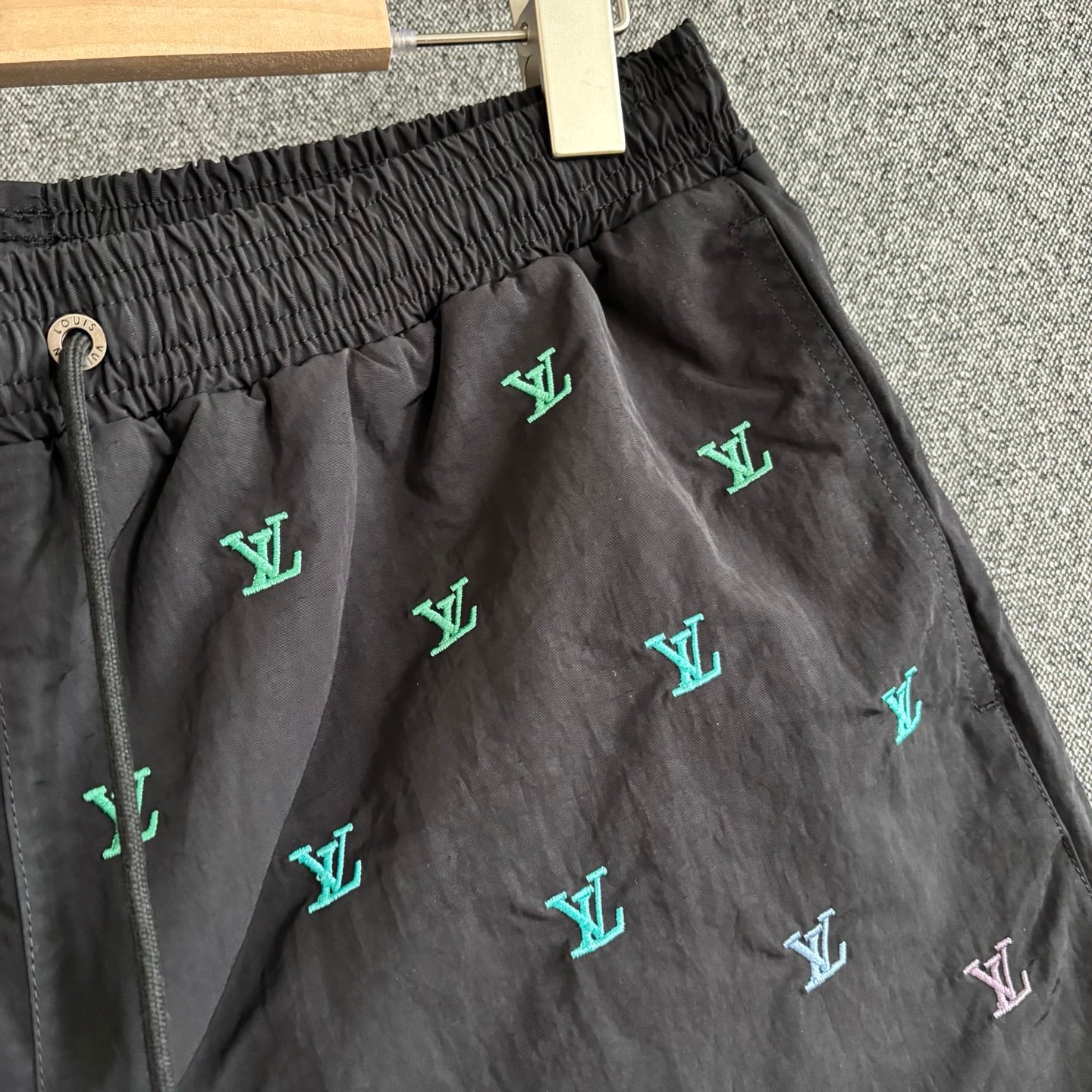 Black Short