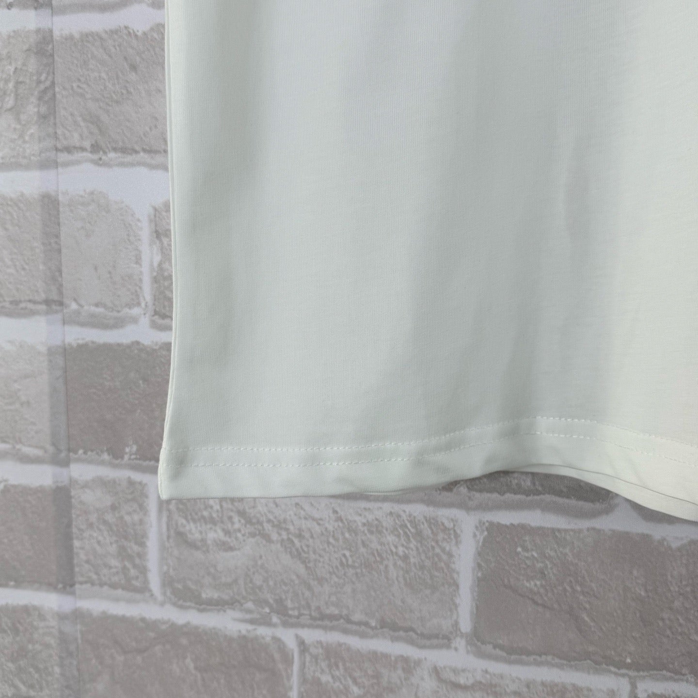 White T-shirt